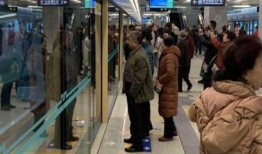 地铁女子爆料事件视频,真相与争议的交织